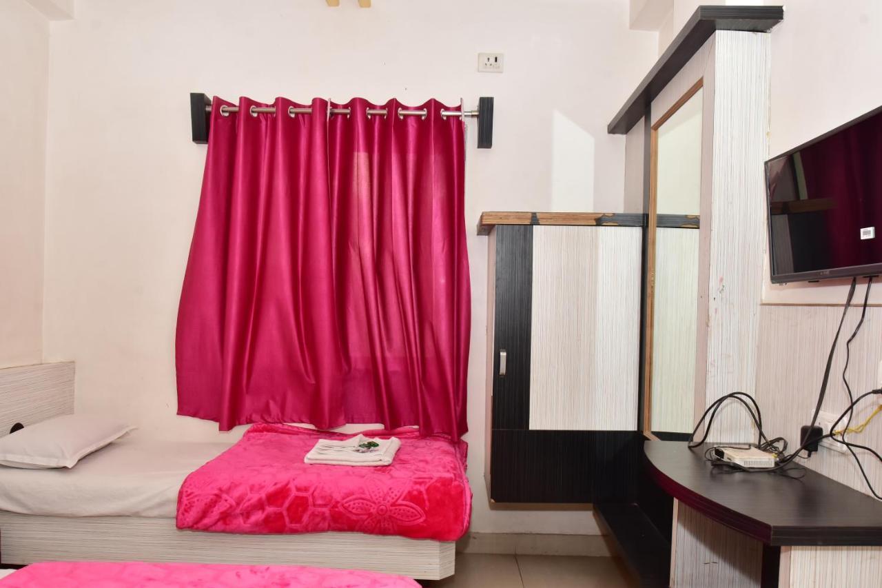 Hotel Temple Sai Ширди Экстерьер фото
